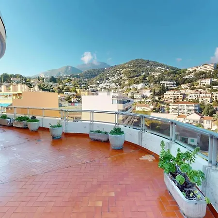 114fdm - Agreable 2p Climatise En Dernier Etage Avec Immense Terrasse Avec Parking Prive شقة *
